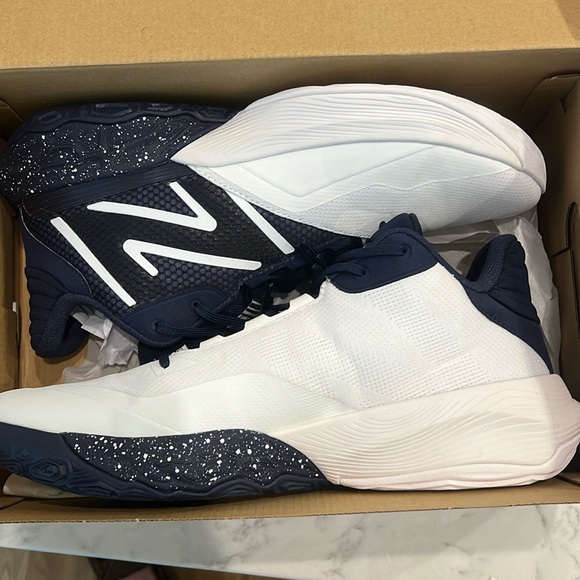 New Balance Two Way 4s | Size 15 Basketball Shoes | Never Worn - Picture 1 of 5
